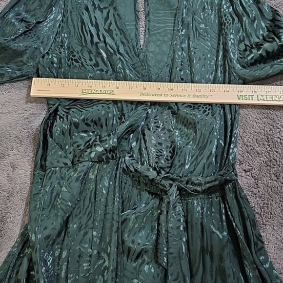 H&M Emerald Green Leopard Wrap Long Sleeve Shorts Romper Size 6 - Picture 6 of 9